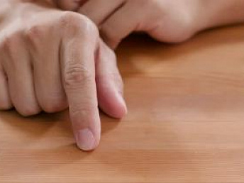 Как выбрать деревянный стол?